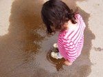 子どもと水遊び